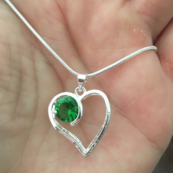 925 Sterling Silver & CZ Emerald Pendant Necklace - Picture 2 of 4